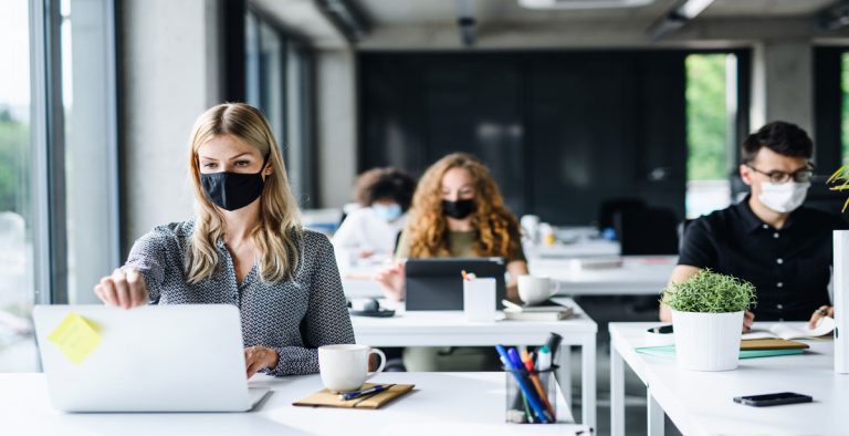 Clădiri sănătoase. Cum prevenim răspândirea la locurile de muncă a virusului SARS-CoV-2 prin instalațiile de ventilare și climatizare